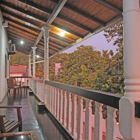 Sunny Mood Guest House Unawatuna Eksteriør billede