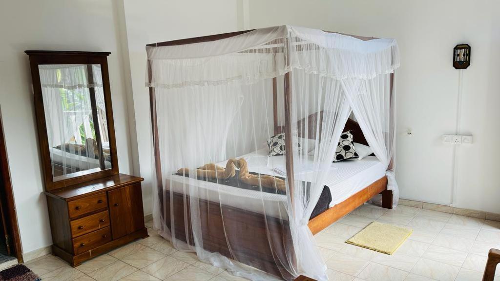 Sunny Mood Guest House Unawatuna Eksteriør billede