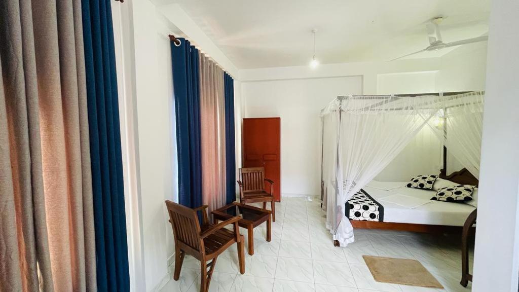Sunny Mood Guest House Unawatuna Eksteriør billede