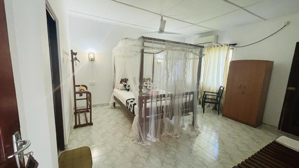 Sunny Mood Guest House Unawatuna Eksteriør billede